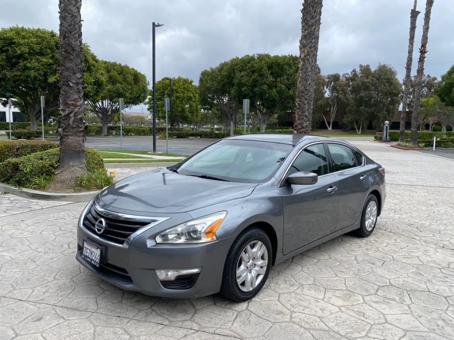2014 Nissan Altima 2.5 photo