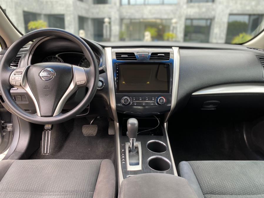 2014 Nissan Altima 2.5 photo