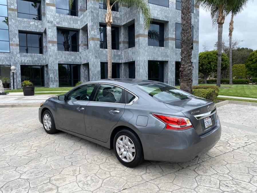 2014 Nissan Altima 2.5 photo