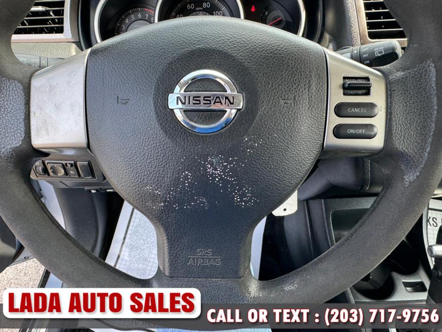 2009 Nissan Versa 1.8 S photo
