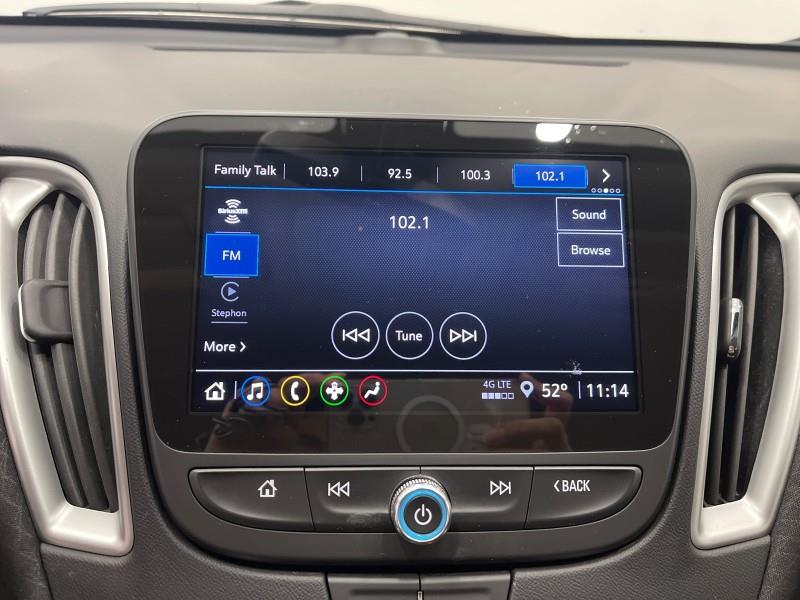 2022 Chevrolet Malibu LT photo