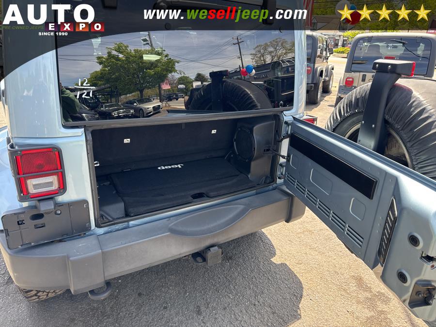 2012 Jeep Wrangler Sahara photo