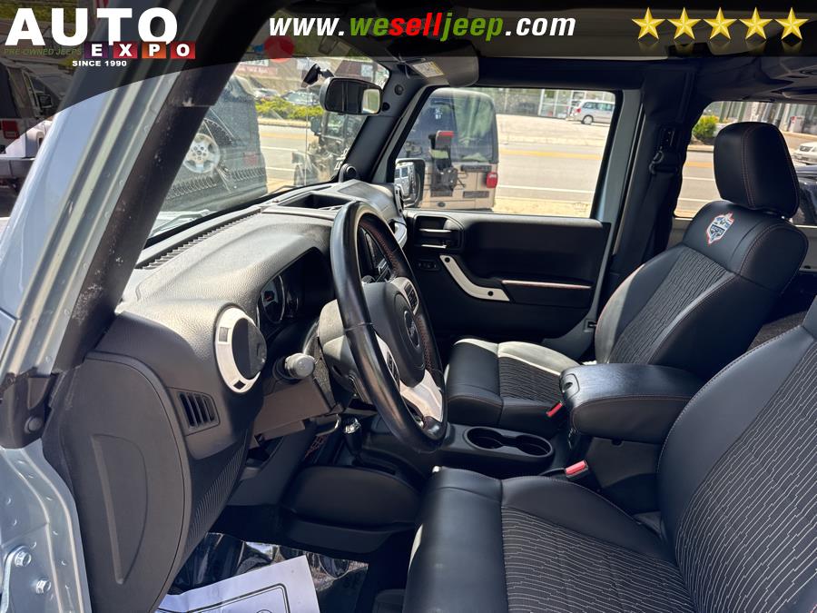 2012 Jeep Wrangler Sahara photo