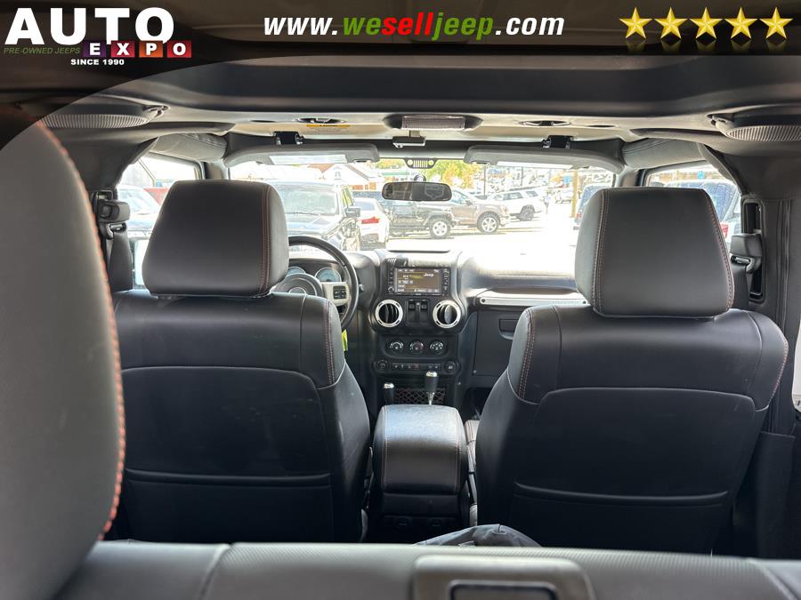 2012 Jeep Wrangler Sahara photo