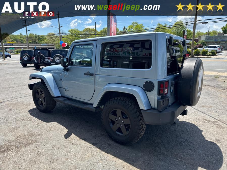 2012 Jeep Wrangler Sahara photo