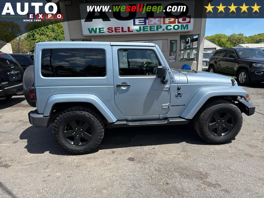 2012 Jeep Wrangler Sahara photo