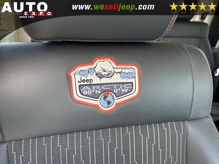 2012 Jeep Wrangler Sahara photo