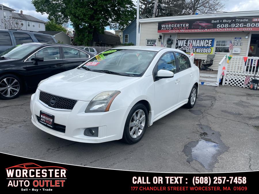 2010 Nissan Sentra 2.0 photo
