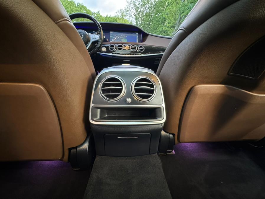 2019 Mercedes-Benz S-Class S 560 4MATIC Sedan photo