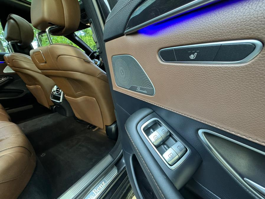 2019 Mercedes-Benz S-Class S 560 4MATIC Sedan photo