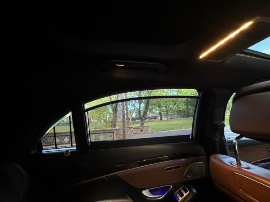 2019 Mercedes-Benz S-Class S 560 4MATIC Sedan photo