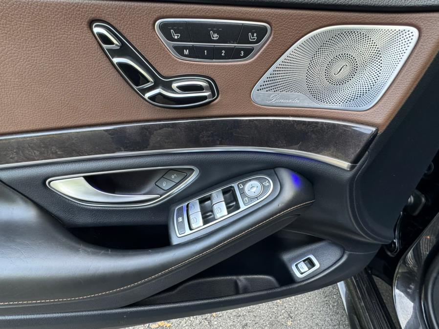 2019 Mercedes-Benz S-Class S 560 4MATIC Sedan photo