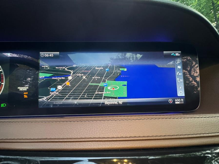 2019 Mercedes-Benz S-Class S 560 4MATIC Sedan photo