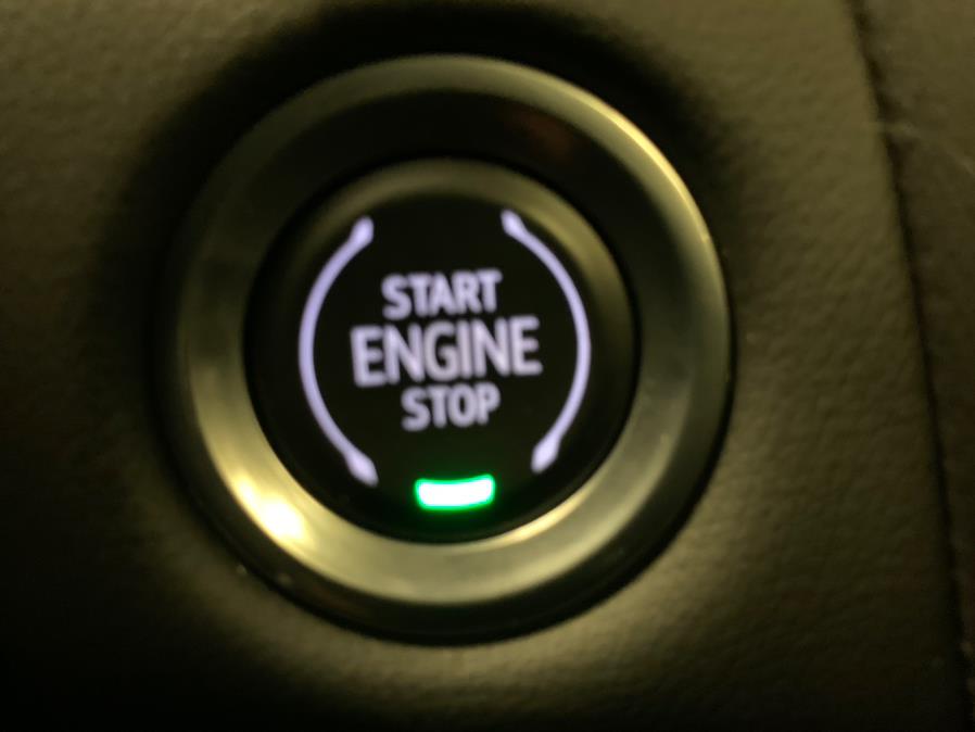 2021 GMC Yukon 4WD 4dr SLT photo