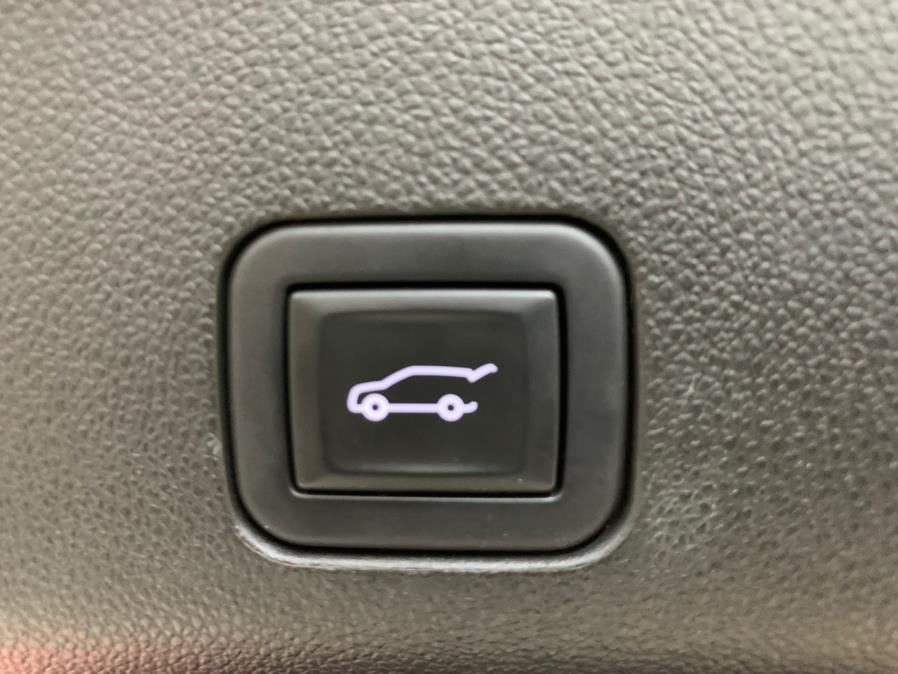 2021 GMC Yukon 4WD 4dr SLT photo