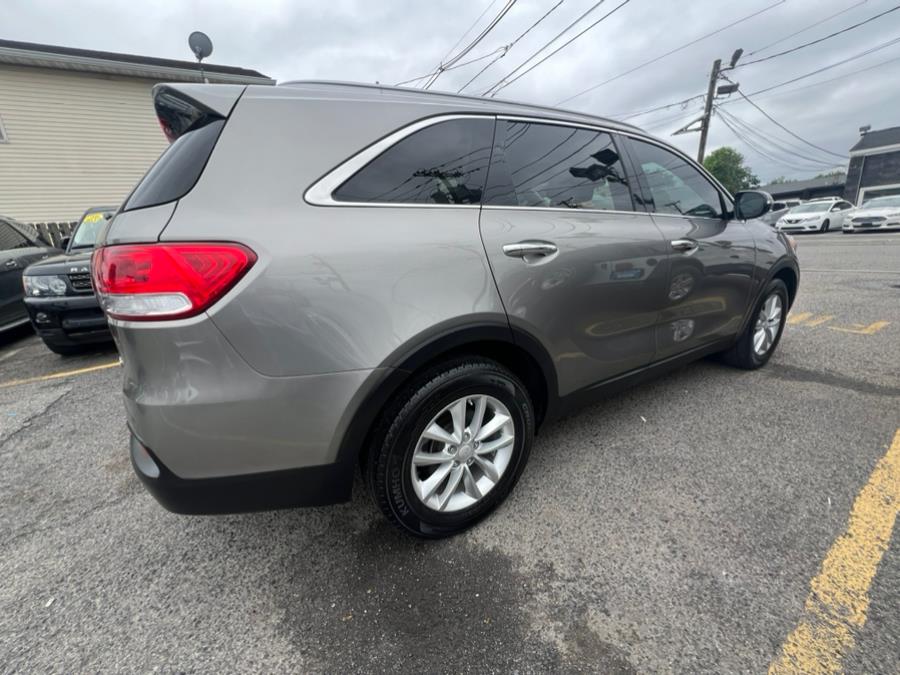 2017 Kia Sorento LX FWD photo