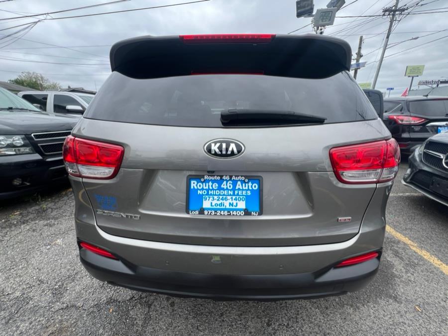 2017 Kia Sorento LX FWD photo