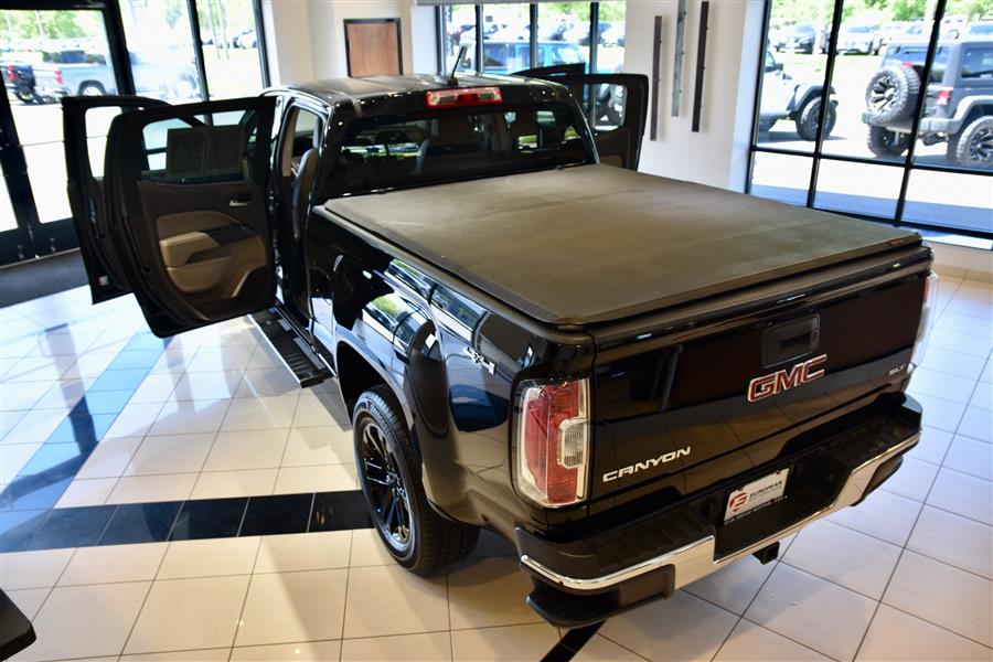 2015 GMC Canyon SLT photo