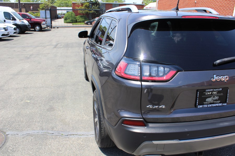 2020 Jeep Cherokee Limited 4x4 photo