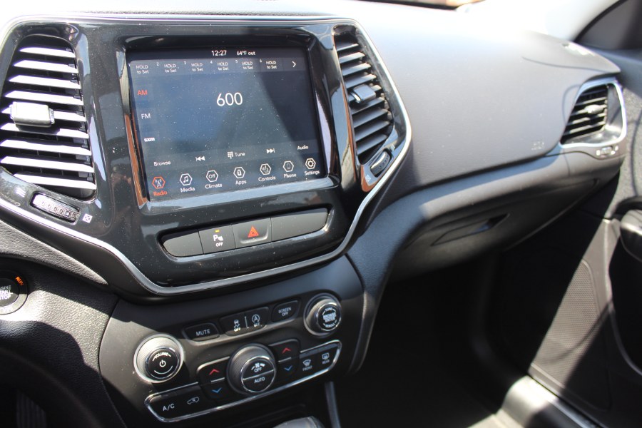 2020 Jeep Cherokee Limited 4x4 photo