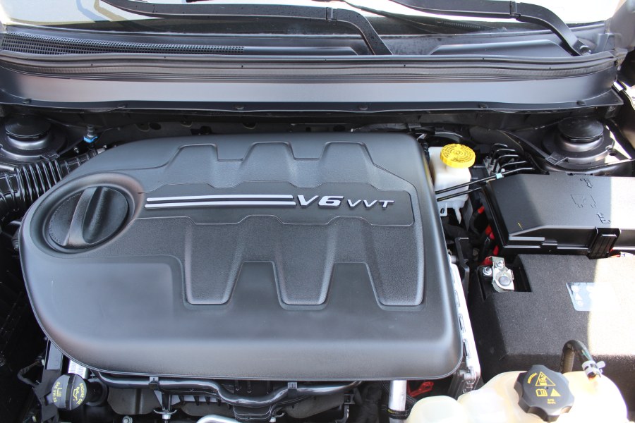 2020 Jeep Cherokee Limited 4x4 photo