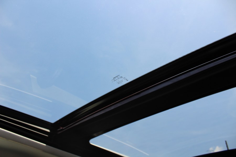 2020 Jeep Cherokee Limited 4x4 photo