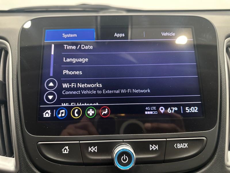 2022 Chevrolet Malibu LT photo