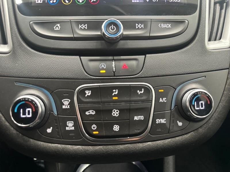 2022 Chevrolet Malibu LT photo