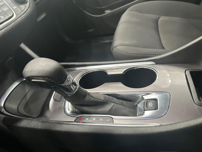 2022 Chevrolet Malibu LT photo