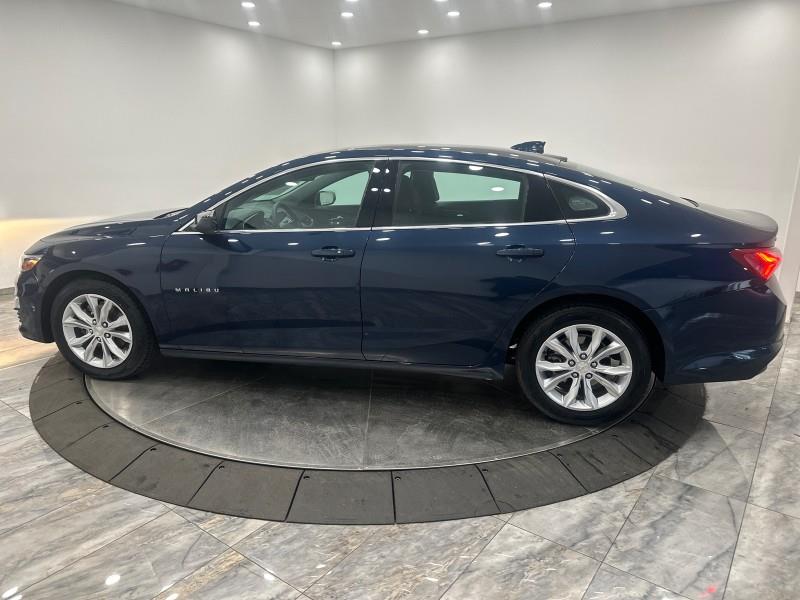 2022 Chevrolet Malibu LT photo