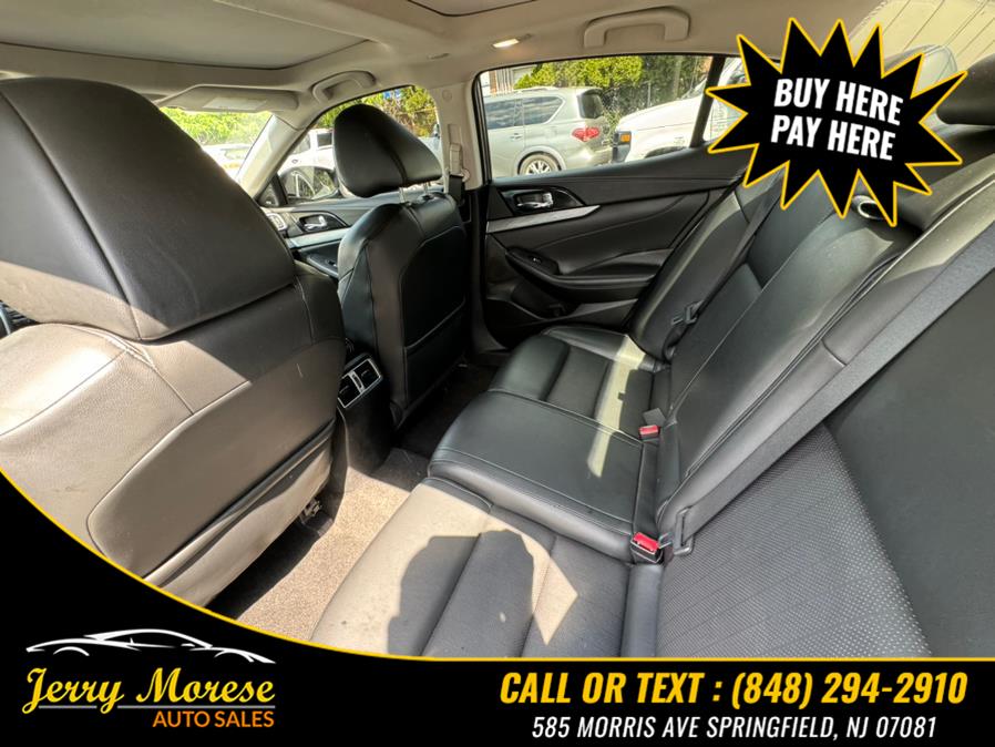 2017 Nissan Maxima Platinum 3.5L photo
