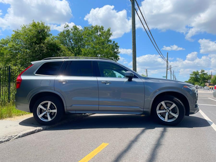 2017 Volvo XC90 T5 AWD 5-Passenger Momentum photo