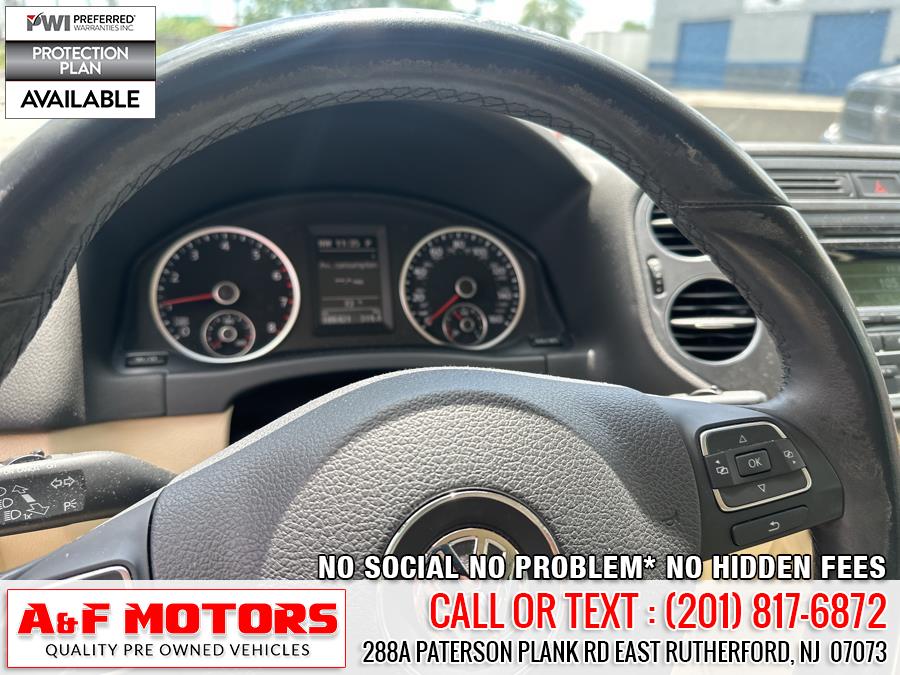 2014 Volkswagen Tiguan S 4Motion photo