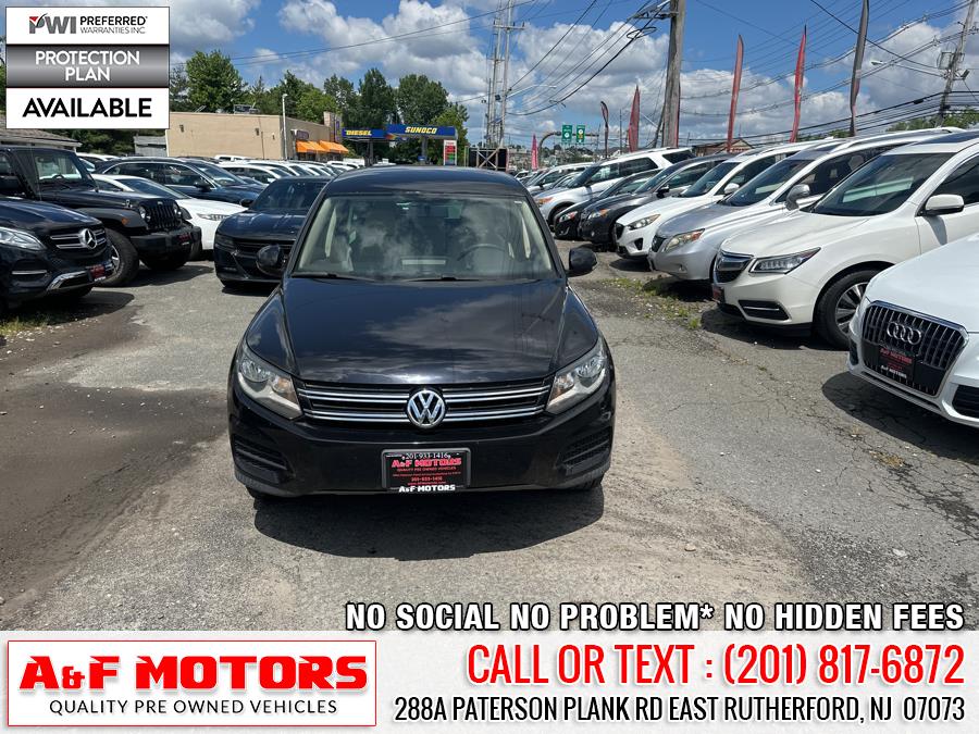 2014 Volkswagen Tiguan S 4Motion photo