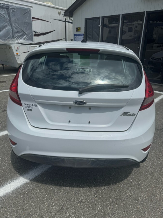 2013 Ford Fiesta SE photo