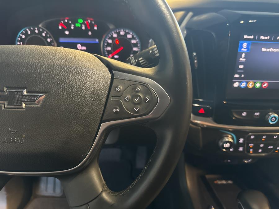 2023 Chevrolet Traverse AWD 4dr LT Leather photo