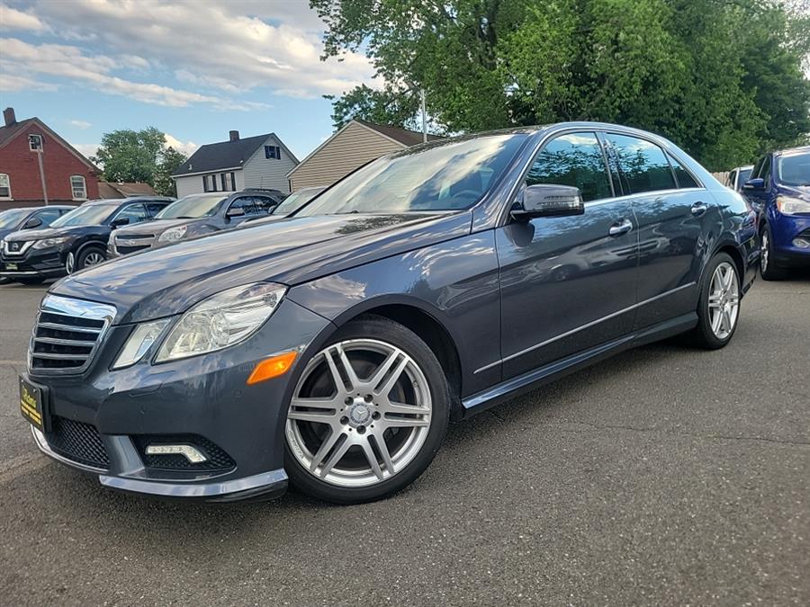 2010 Mercedes-Benz E-Class E350 4MATIC Luxury photo