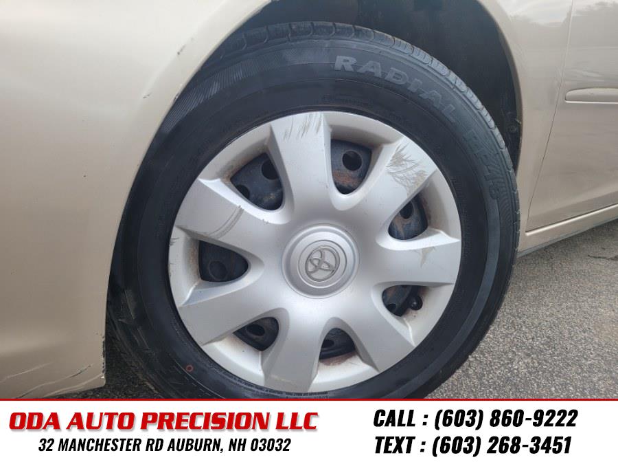 2002 Toyota Camry SE photo