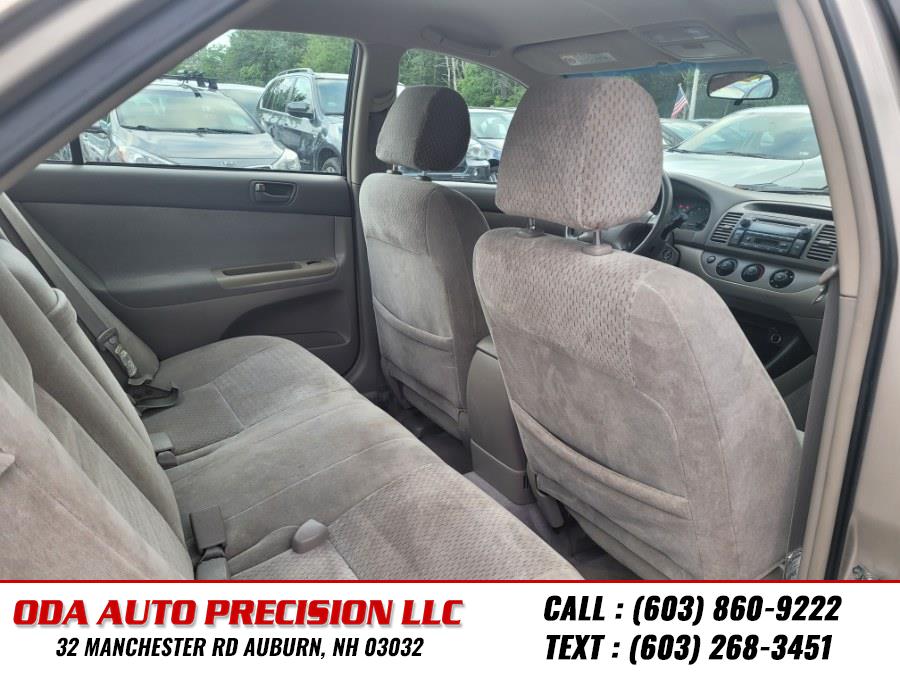 2002 Toyota Camry SE photo