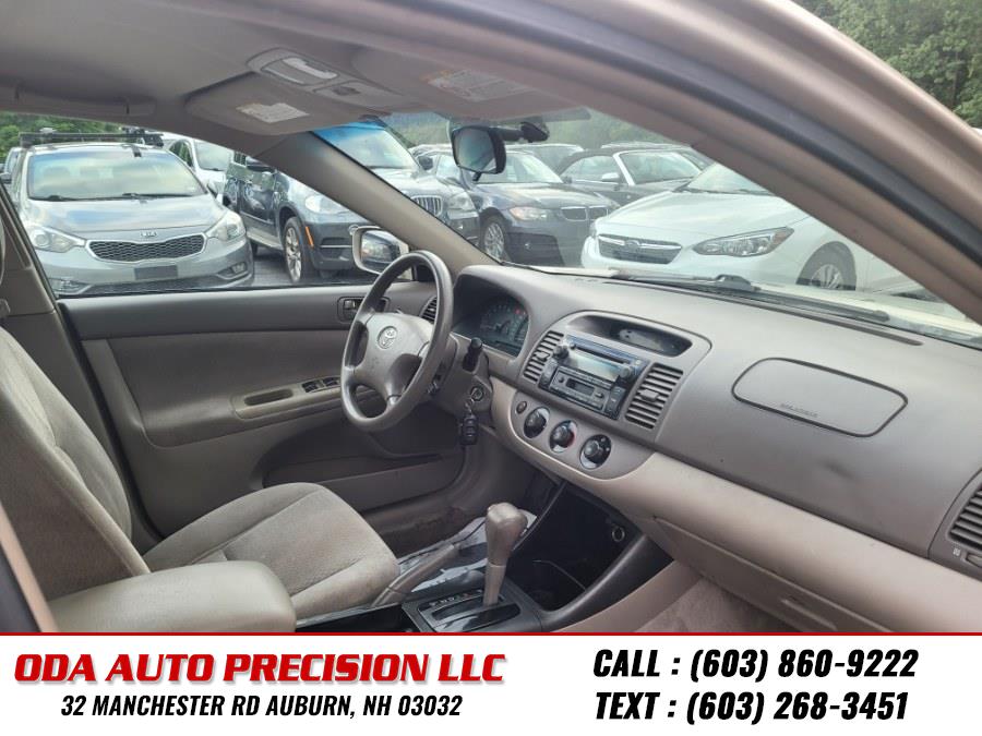 2002 Toyota Camry SE photo