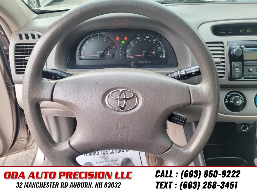 2002 Toyota Camry SE photo