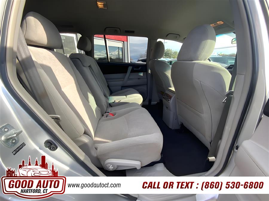 2011 Toyota Highlander photo