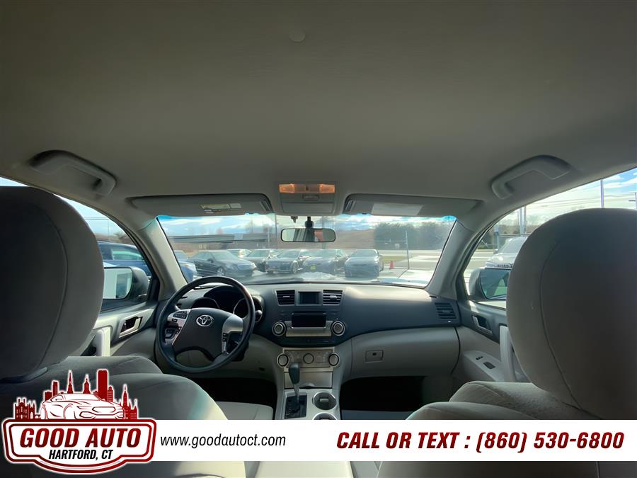 2011 Toyota Highlander photo