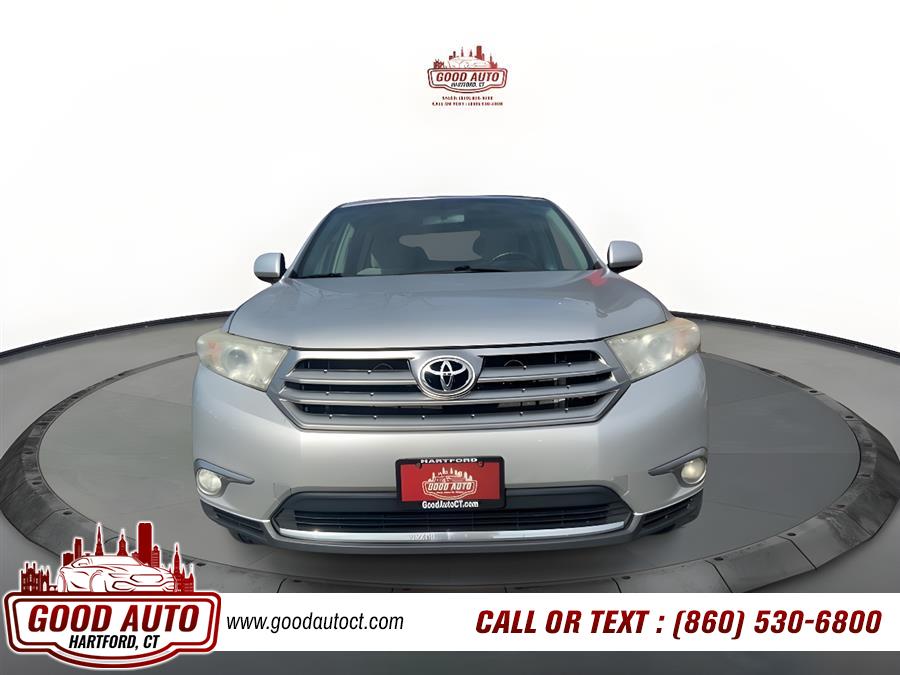 2011 Toyota Highlander photo