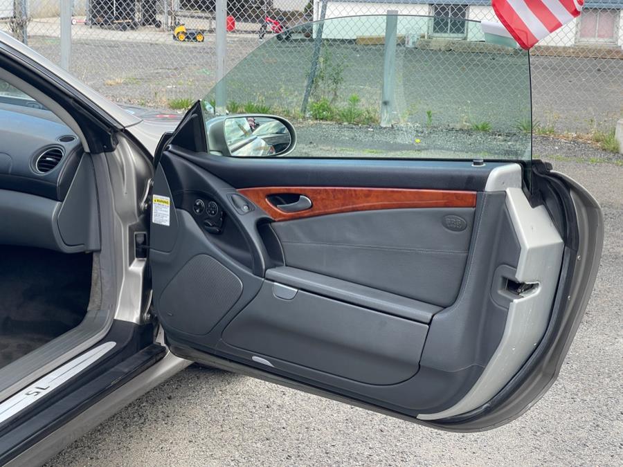 2004 Mercedes-Benz SL-Class SL500 photo