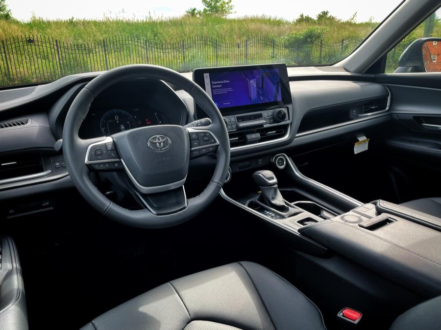 2024 Toyota Grand Highlander XLE FWD (Natl) photo