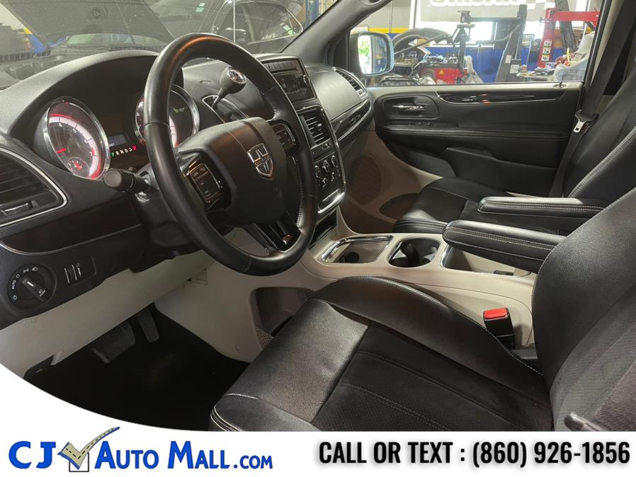 2017 Dodge Grand Caravan SXT Wagon photo