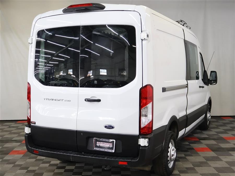 2021 Ford TRANSIT T-250 AWD photo