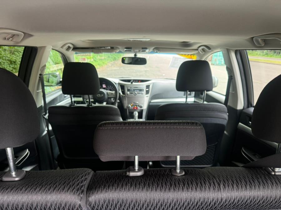 2011 Subaru Outback 2.5i Premium photo