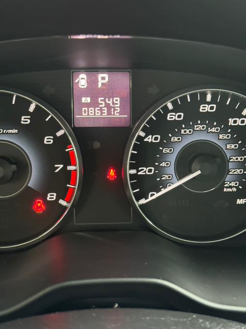 2011 Subaru Outback 2.5i Premium photo